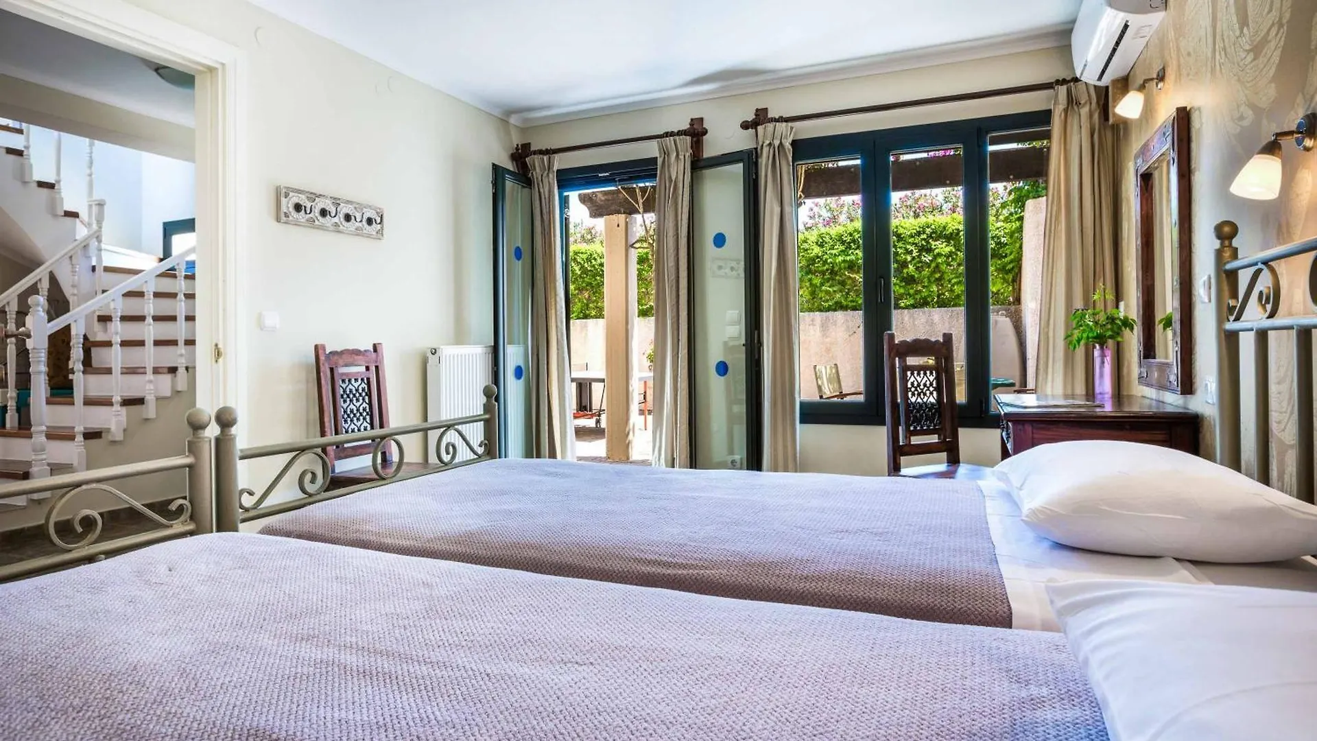 Villa Haris Svoronata Greece